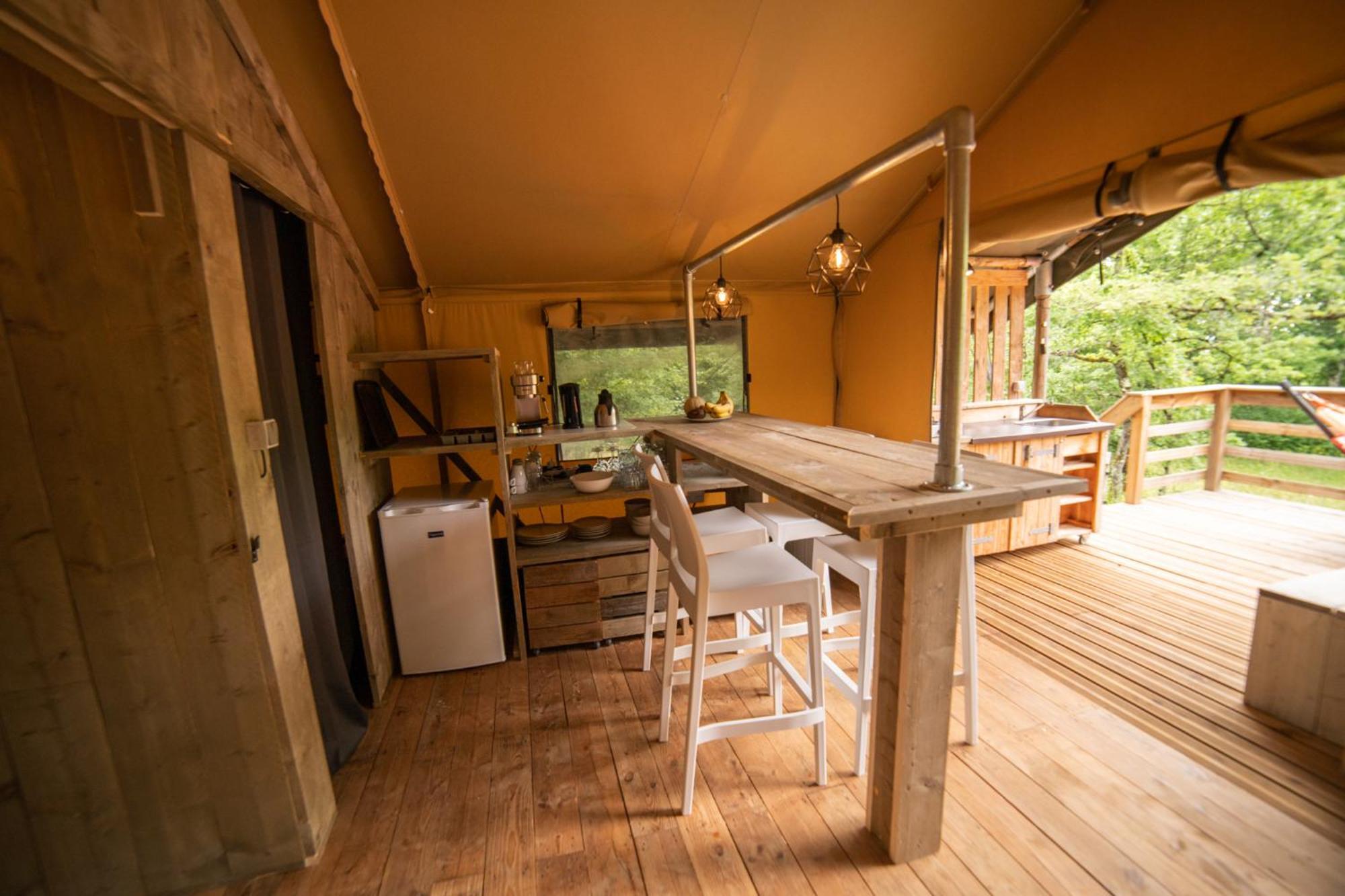 Lodge Holidays - Glamping Сан-Марино Экстерьер фото